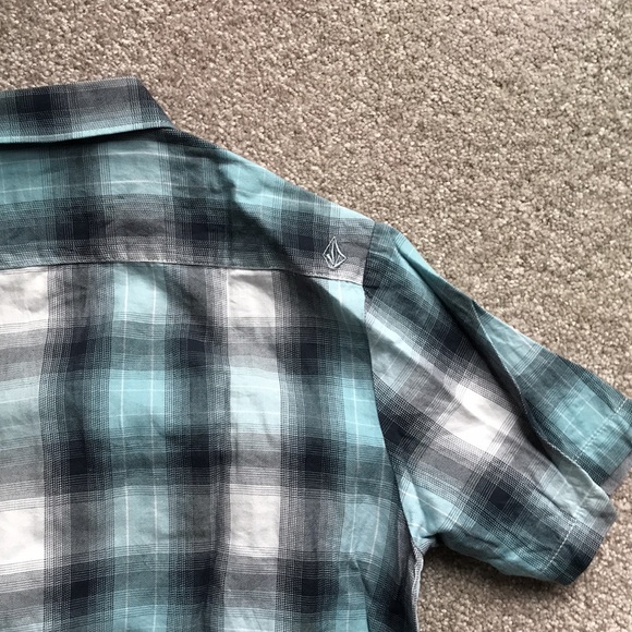 Volcom Set - Picture 5 of 6